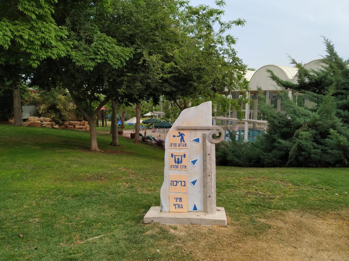 Caesars Place Sea View 2Br Neot Golf Caesarea Bagian luar foto